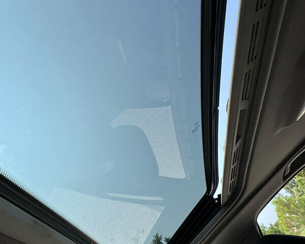 Чорний БМВ 3 Серія, об'ємом двигуна 2 л та пробігом 256 тис. км за 11700 $, фото 13 на Automoto.ua