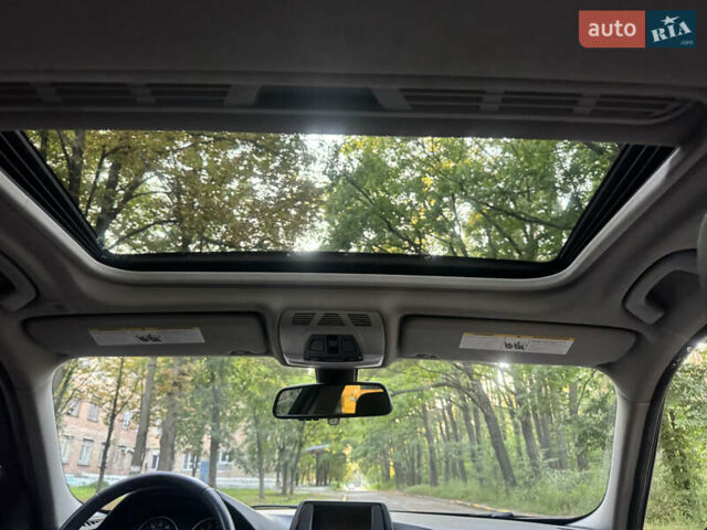 Чорний БМВ 3 Серія, об'ємом двигуна 2 л та пробігом 225 тис. км за 11800 $, фото 37 на Automoto.ua