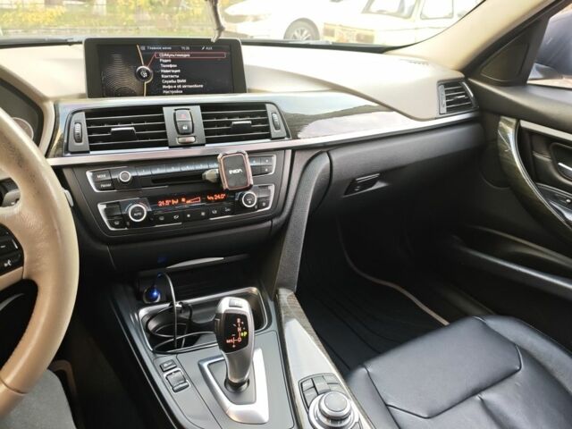 Чорний БМВ 3 Серія, об'ємом двигуна 2 л та пробігом 193 тис. км за 12500 $, фото 13 на Automoto.ua