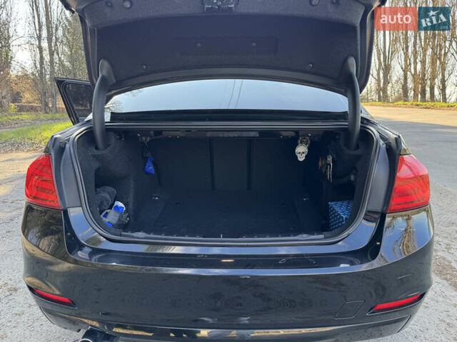 Черный БМВ 3 Серия, объемом двигателя 2 л и пробегом 161 тыс. км за 13500 $, фото 18 на Automoto.ua