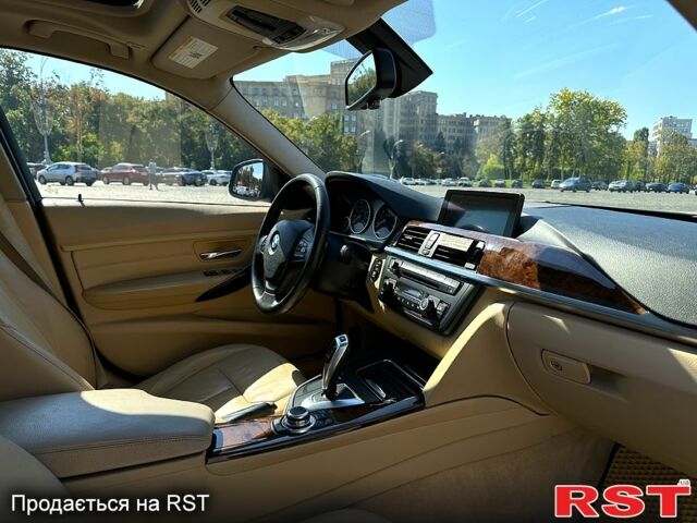 Чорний БМВ 3 Серія, об'ємом двигуна 2 л та пробігом 242 тис. км за 13000 $, фото 4 на Automoto.ua