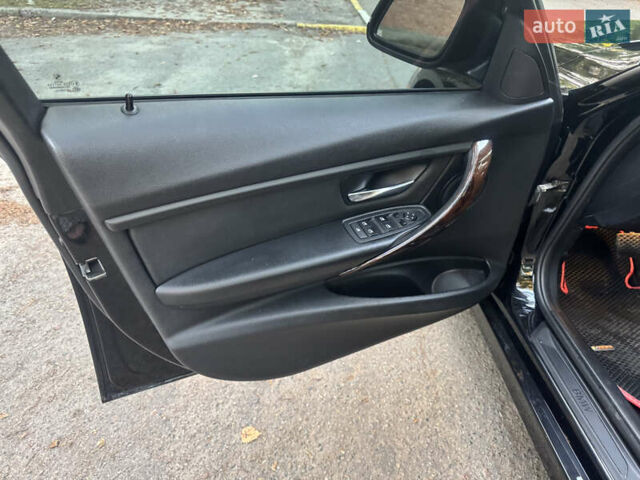 Чорний БМВ 3 Серія, об'ємом двигуна 2 л та пробігом 225 тис. км за 11800 $, фото 32 на Automoto.ua