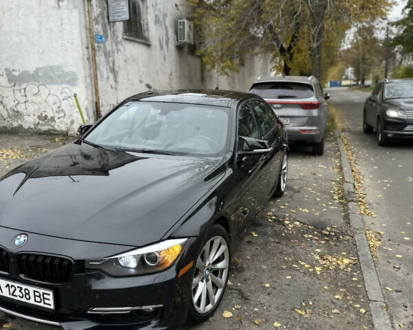 БМВ 3 Серия 2012 в Киеве на Automoto.ua Черный БМВ 3 Серия, объемом двигателя 2 л и пробегом 215 тыс. км за 13000 $, фото 5 на Automoto.ua