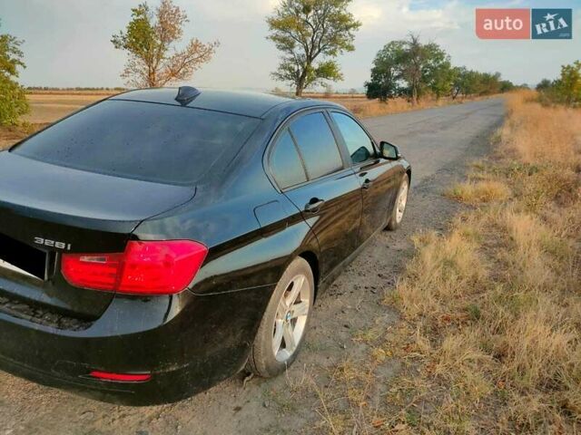 Чорний БМВ 3 Серія, об'ємом двигуна 2 л та пробігом 171 тис. км за 12500 $, фото 4 на Automoto.ua