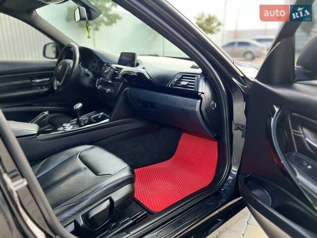 Чорний БМВ 3 Серія, об'ємом двигуна 2 л та пробігом 206 тис. км за 12600 $, фото 20 на Automoto.ua