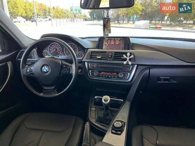 Черный БМВ 3 Серия, объемом двигателя 2 л и пробегом 179 тыс. км за 11499 $, фото 6 на Automoto.ua