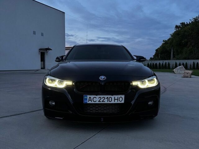 Чорний БМВ 3 Серія, об'ємом двигуна 2 л та пробігом 275 тис. км за 12000 $, фото 4 на Automoto.ua