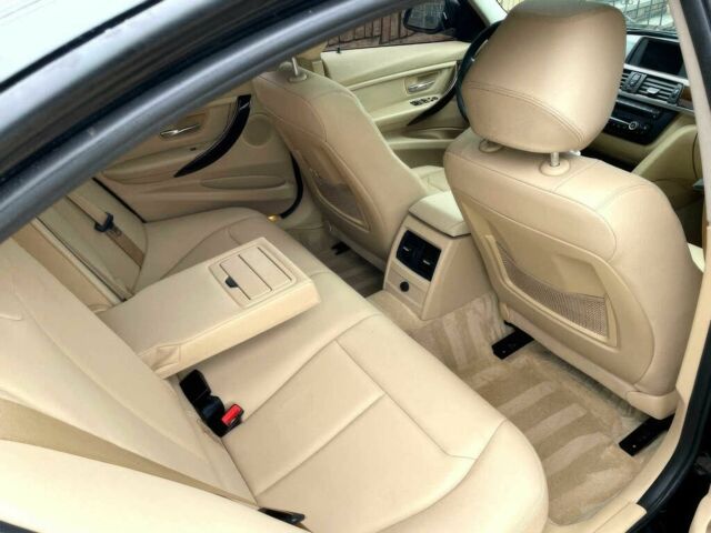 Черный БМВ 3 Серия, объемом двигателя 2 л и пробегом 85 тыс. км за 10200 $, фото 10 на Automoto.ua