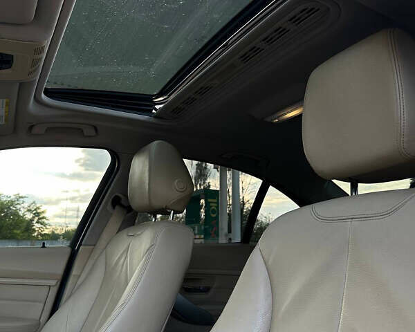 Чорний БМВ 3 Серія, об'ємом двигуна 2 л та пробігом 148 тис. км за 12800 $, фото 33 на Automoto.ua