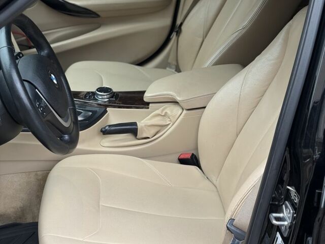 Черный БМВ 3 Серия, объемом двигателя 2 л и пробегом 188 тыс. км за 13400 $, фото 7 на Automoto.ua