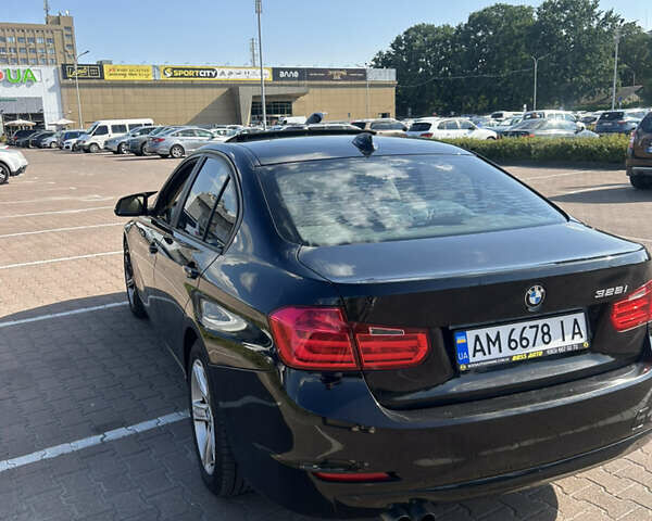 Черный БМВ 3 Серия, объемом двигателя 2 л и пробегом 285 тыс. км за 11700 $, фото 4 на Automoto.ua