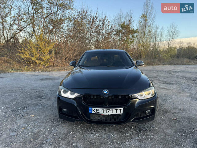 БМВ 3 Серия 2013 в Днепре (Днепропетровске) на Automoto.ua Черный БМВ 3 Серия, объемом двигателя 2 л и пробегом 146 тыс. км за 13100 $, фото 2 на Automoto.ua