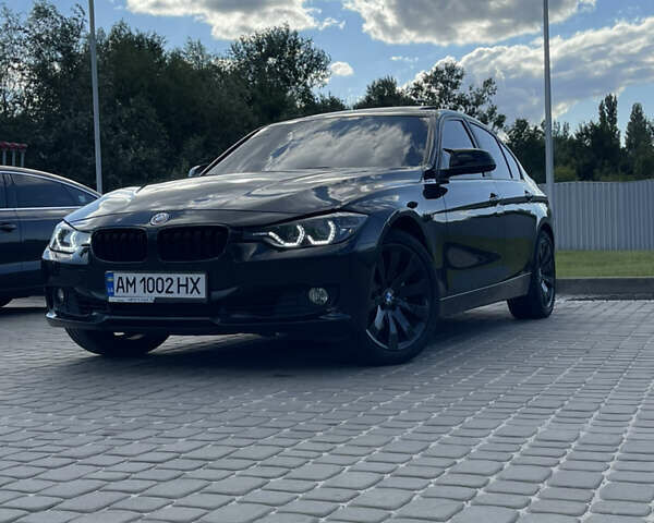 Черный БМВ 3 Серия, объемом двигателя 2 л и пробегом 210 тыс. км за 12699 $, фото 1 на Automoto.ua