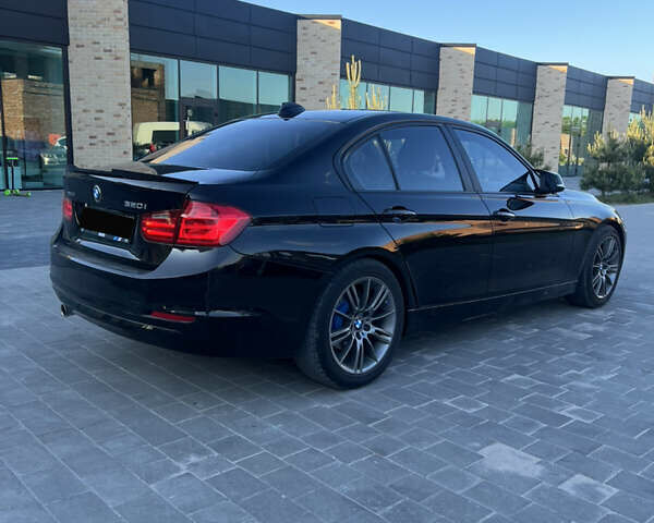 Черный БМВ 3 Серия, объемом двигателя 2 л и пробегом 210 тыс. км за 12499 $, фото 10 на Automoto.ua