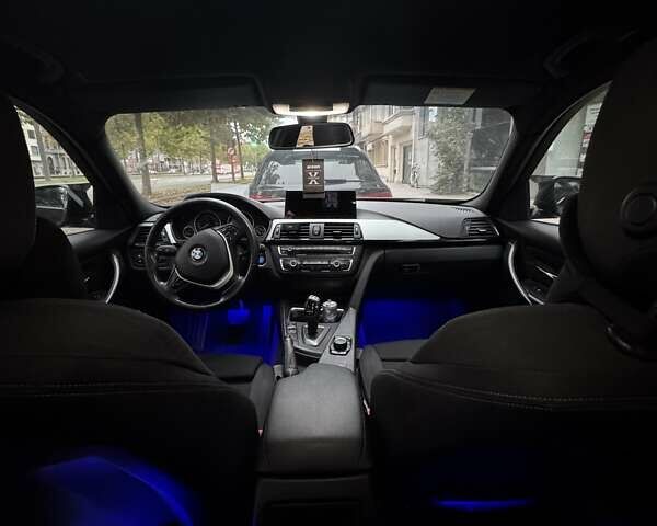 Черный БМВ 3 Серия, объемом двигателя 1.59 л и пробегом 200 тыс. км за 13887 $, фото 6 на Automoto.ua