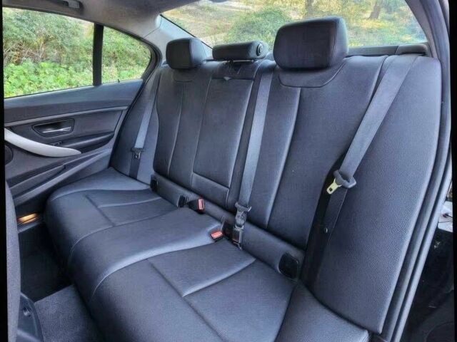 БМВ 3 Серия 2013 в Днепре (Днепропетровске) на Automoto.ua Черный БМВ 3 Серия, объемом двигателя 2 л и пробегом 87 тыс. км за 11600 $, фото 12 на Automoto.ua