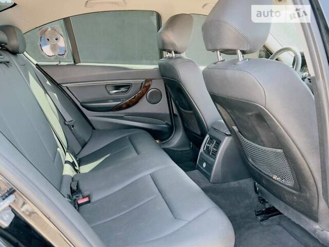 Черный БМВ 3 Серия, объемом двигателя 2 л и пробегом 133 тыс. км за 13300 $, фото 12 на Automoto.ua