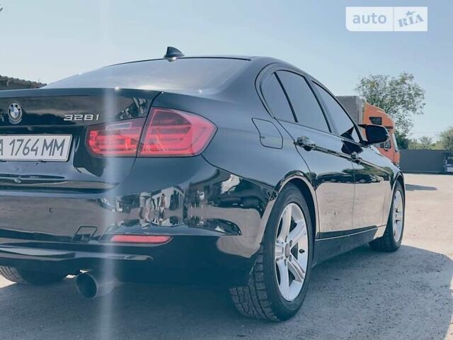 Черный БМВ 3 Серия, объемом двигателя 2 л и пробегом 133 тыс. км за 13300 $, фото 7 на Automoto.ua