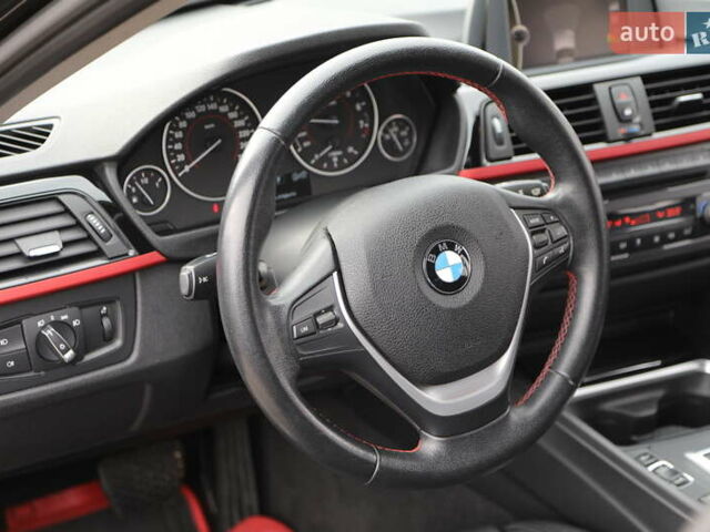 БМВ 3 Серия 2013 в Харькове на Automoto.ua Черный БМВ 3 Серия, объемом двигателя 2 л и пробегом 81 тыс. км за 15000 $, фото 13 на Automoto.ua