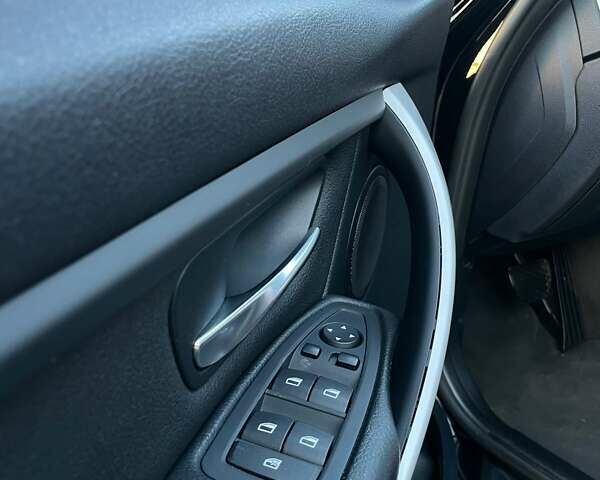 Черный БМВ 3 Серия, объемом двигателя 2 л и пробегом 287 тыс. км за 15500 $, фото 33 на Automoto.ua