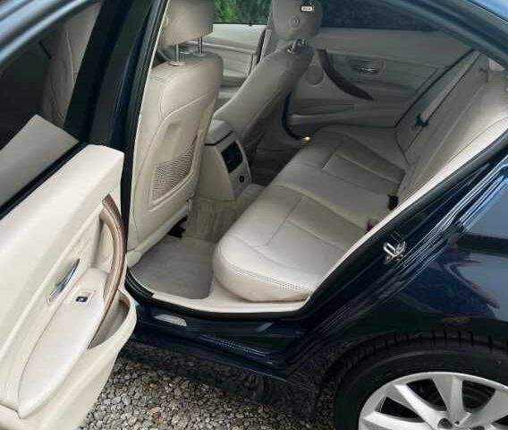 Чорний БМВ 3 Серія, об'ємом двигуна 2 л та пробігом 211 тис. км за 8300 $, фото 6 на Automoto.ua