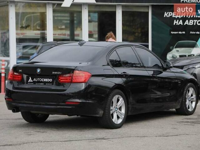 БМВ 3 Серия 2013 в Харькове на Automoto.ua Черный БМВ 3 Серия, объемом двигателя 2 л и пробегом 81 тыс. км за 15000 $, фото 3 на Automoto.ua