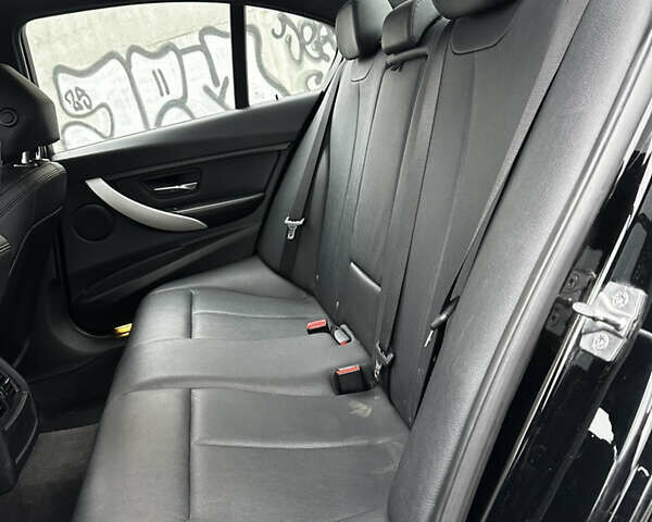 Черный БМВ 3 Серия, объемом двигателя 2 л и пробегом 260 тыс. км за 8500 $, фото 10 на Automoto.ua