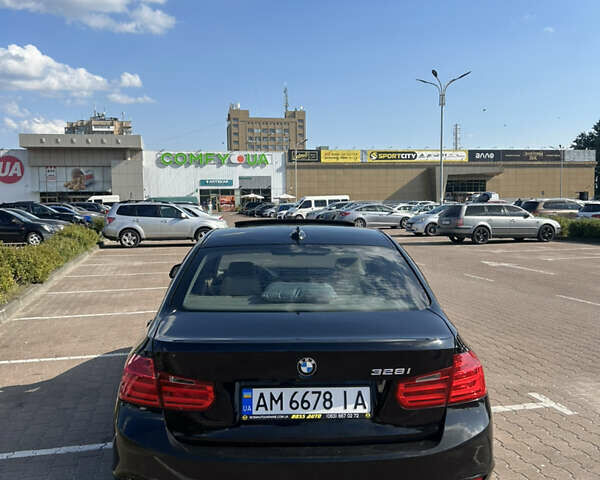 Черный БМВ 3 Серия, объемом двигателя 2 л и пробегом 285 тыс. км за 11700 $, фото 2 на Automoto.ua