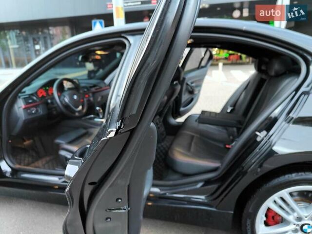 БМВ 3 Серия 2013 в Киеве на Automoto.ua Черный БМВ 3 Серия, объемом двигателя 2 л и пробегом 162 тыс. км за 10990 $, фото 6 на Automoto.ua