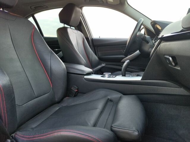 Черный БМВ 3 Серия, объемом двигателя 2 л и пробегом 226 тыс. км за 12800 $, фото 5 на Automoto.ua