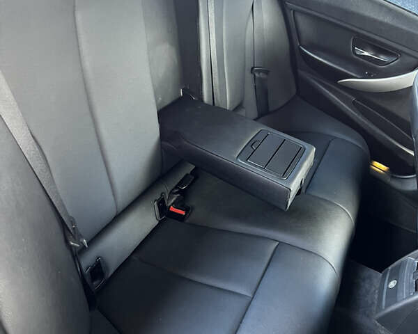 Чорний БМВ 3 Серія, об'ємом двигуна 2 л та пробігом 270 тис. км за 12000 $, фото 22 на Automoto.ua