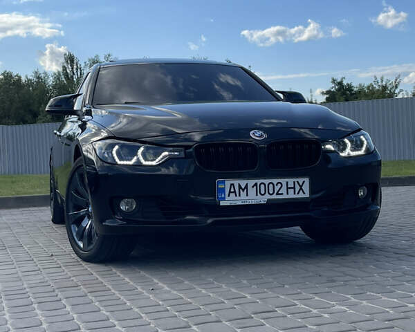 Черный БМВ 3 Серия, объемом двигателя 2 л и пробегом 210 тыс. км за 12699 $, фото 5 на Automoto.ua
