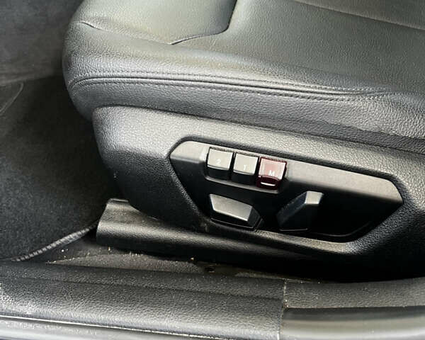 Чорний БМВ 3 Серія, об'ємом двигуна 2 л та пробігом 270 тис. км за 12000 $, фото 19 на Automoto.ua