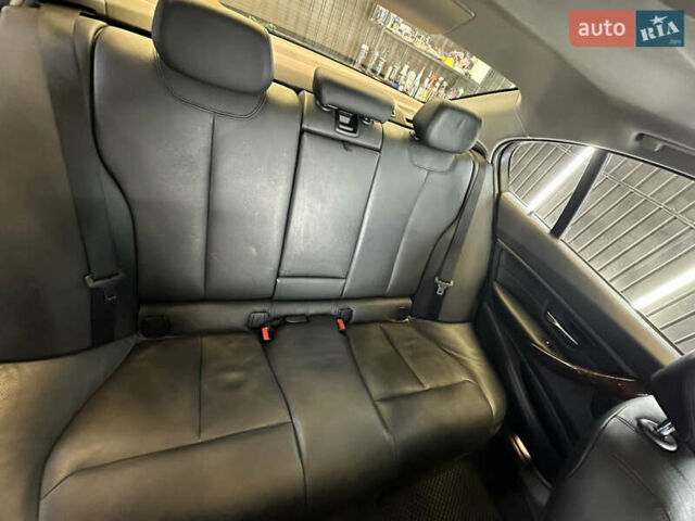 Чорний БМВ 3 Серія, об'ємом двигуна 2 л та пробігом 190 тис. км за 12000 $, фото 4 на Automoto.ua