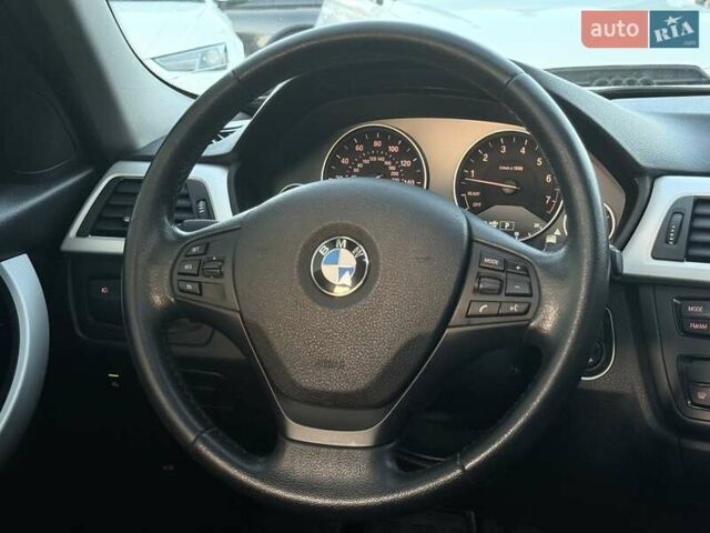 Чорний БМВ 3 Серія, об'ємом двигуна 2 л та пробігом 187 тис. км за 15000 $, фото 25 на Automoto.ua