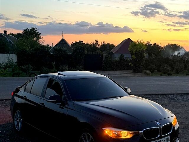 Чорний БМВ 3 Серія, об'ємом двигуна 2 л та пробігом 200 тис. км за 12400 $, фото 5 на Automoto.ua