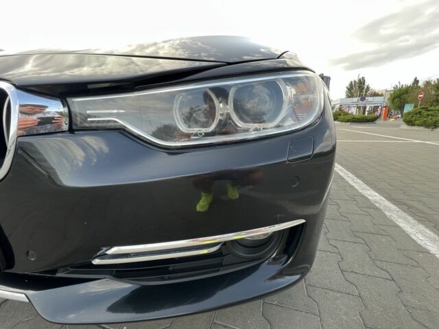 Черный БМВ 3 Серия, объемом двигателя 2 л и пробегом 193 тыс. км за 12000 $, фото 4 на Automoto.ua