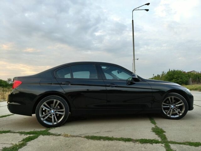 Черный БМВ 3 Серия, объемом двигателя 2 л и пробегом 226 тыс. км за 12800 $, фото 8 на Automoto.ua