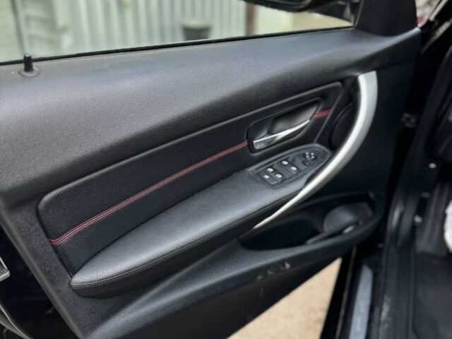 Чорний БМВ 3 Серія, об'ємом двигуна 2 л та пробігом 226 тис. км за 7300 $, фото 4 на Automoto.ua