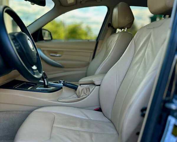 Чорний БМВ 3 Серія, об'ємом двигуна 2 л та пробігом 148 тис. км за 12800 $, фото 10 на Automoto.ua