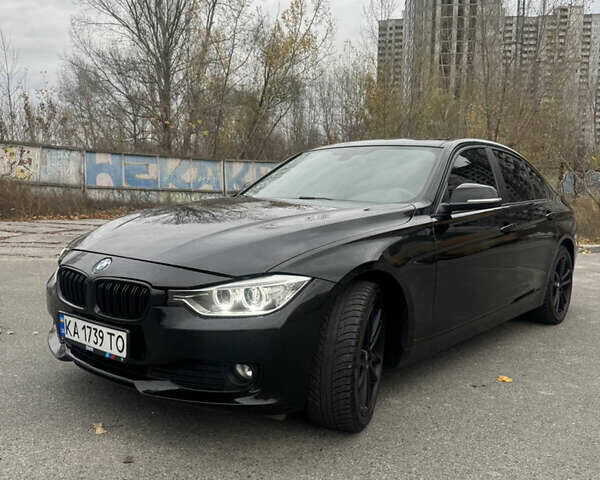 БМВ 3 Серия 2013 в Киеве на Automoto.ua Черный БМВ 3 Серия, объемом двигателя 2 л и пробегом 215 тыс. км за 12500 $, фото 2 на Automoto.ua