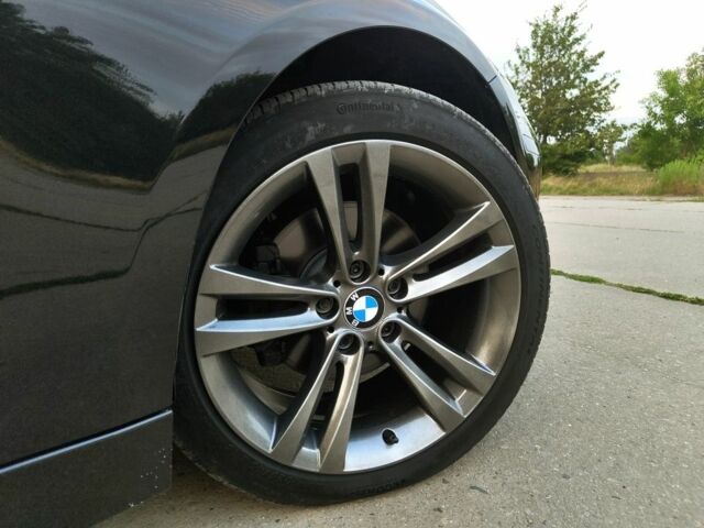 Черный БМВ 3 Серия, объемом двигателя 2 л и пробегом 226 тыс. км за 12800 $, фото 10 на Automoto.ua