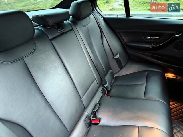 БМВ 3 Серия 2013 в Киеве на Automoto.ua Черный БМВ 3 Серия, объемом двигателя 2 л и пробегом 162 тыс. км за 10990 $, фото 62 на Automoto.ua