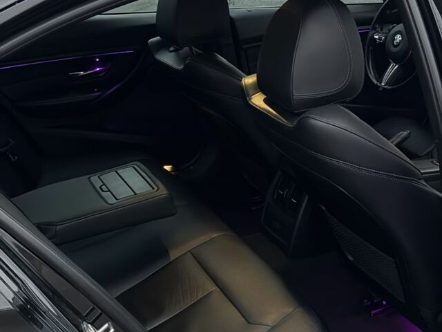 Чорний БМВ 3 Серія, об'ємом двигуна 2 л та пробігом 123 тис. км за 14500 $, фото 10 на Automoto.ua