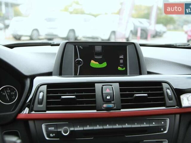 БМВ 3 Серия 2013 в Харькове на Automoto.ua Черный БМВ 3 Серия, объемом двигателя 2 л и пробегом 81 тыс. км за 15000 $, фото 15 на Automoto.ua