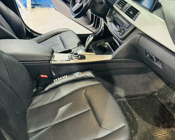 Черный БМВ 3 Серия, объемом двигателя 2 л и пробегом 211 тыс. км за 14900 $, фото 8 на Automoto.ua