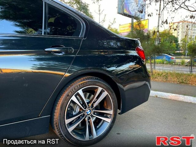 Черный БМВ 3 Серия, объемом двигателя 3 л и пробегом 214 тыс. км за 16999 $, фото 3 на Automoto.ua