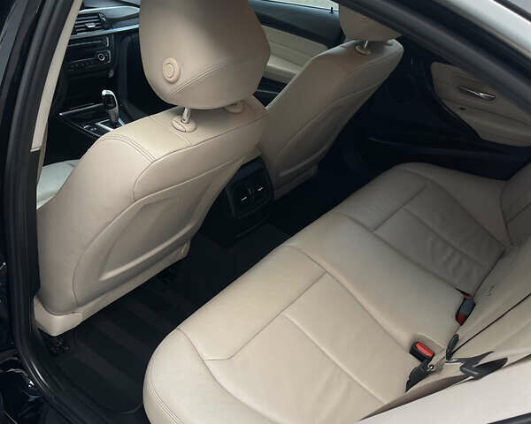 Чорний БМВ 3 Серія, об'ємом двигуна 2 л та пробігом 230 тис. км за 13800 $, фото 9 на Automoto.ua