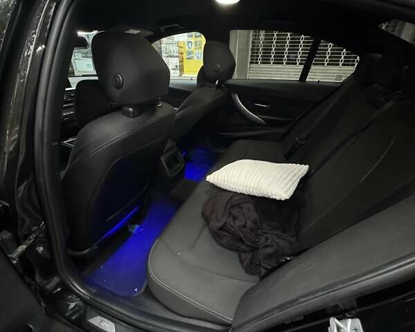 Черный БМВ 3 Серия, объемом двигателя 1.59 л и пробегом 200 тыс. км за 13887 $, фото 7 на Automoto.ua