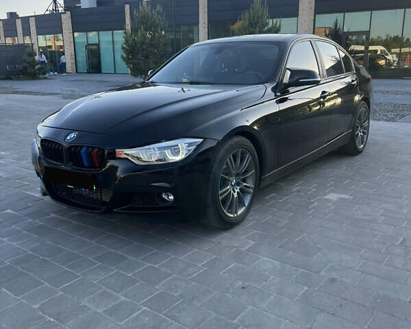 Черный БМВ 3 Серия, объемом двигателя 2 л и пробегом 210 тыс. км за 12499 $, фото 7 на Automoto.ua